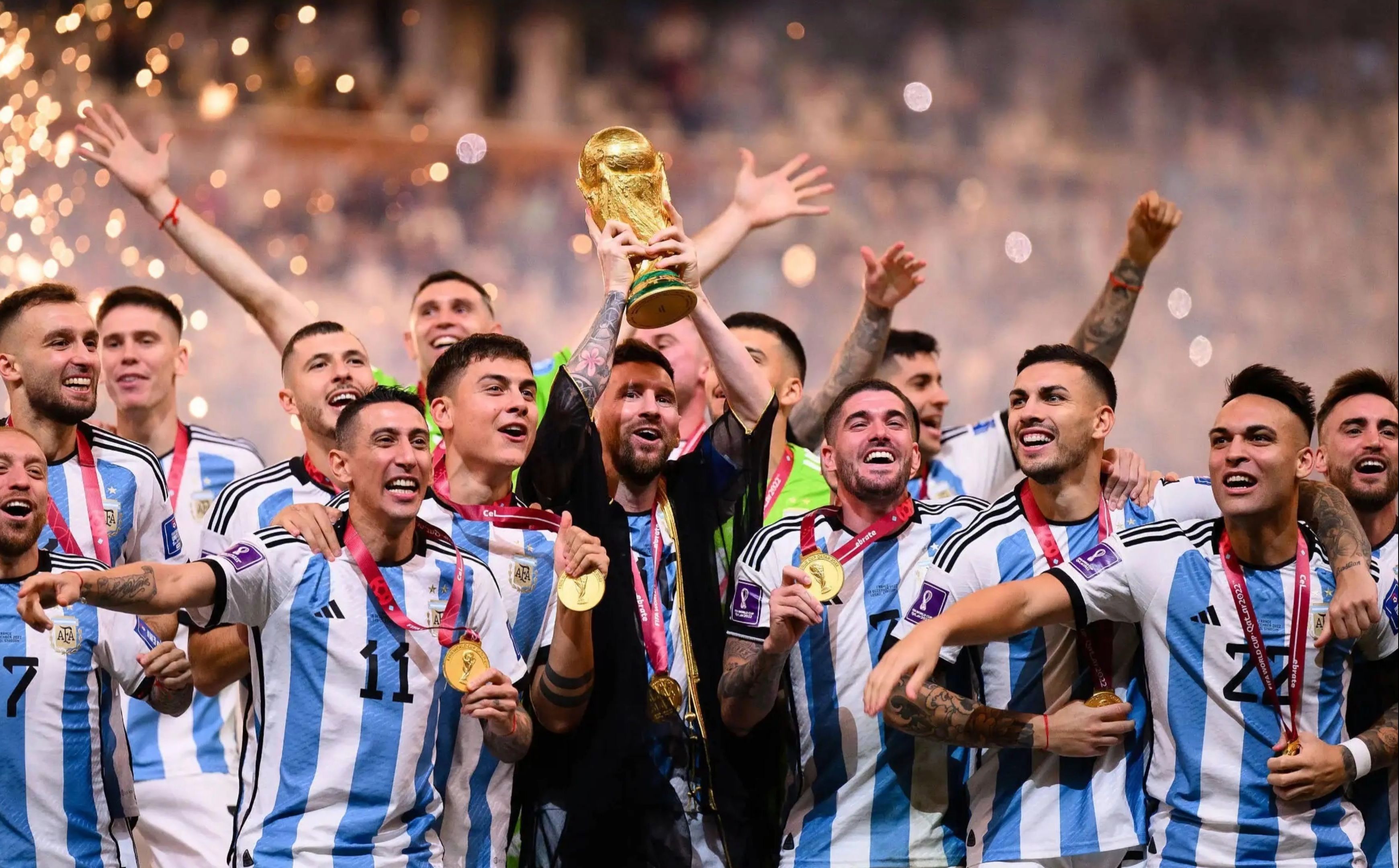 开云娱乐 - 梅西在利物浦比赛中势不可挡，逆转引发热议！